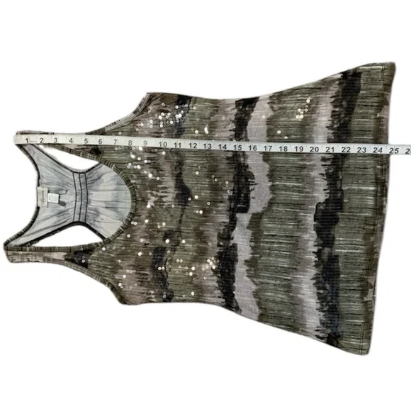 Dynamite Sequin Tank - Picture 4 of 6